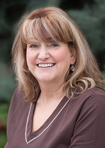 Dr. Robin White